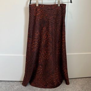 ASTR Midi Satin Skirt